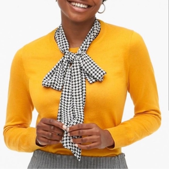 J. Crew gold attached silky houndstooth tie/scarf 100% cotton sweater. Small. - Picture 1 of 10